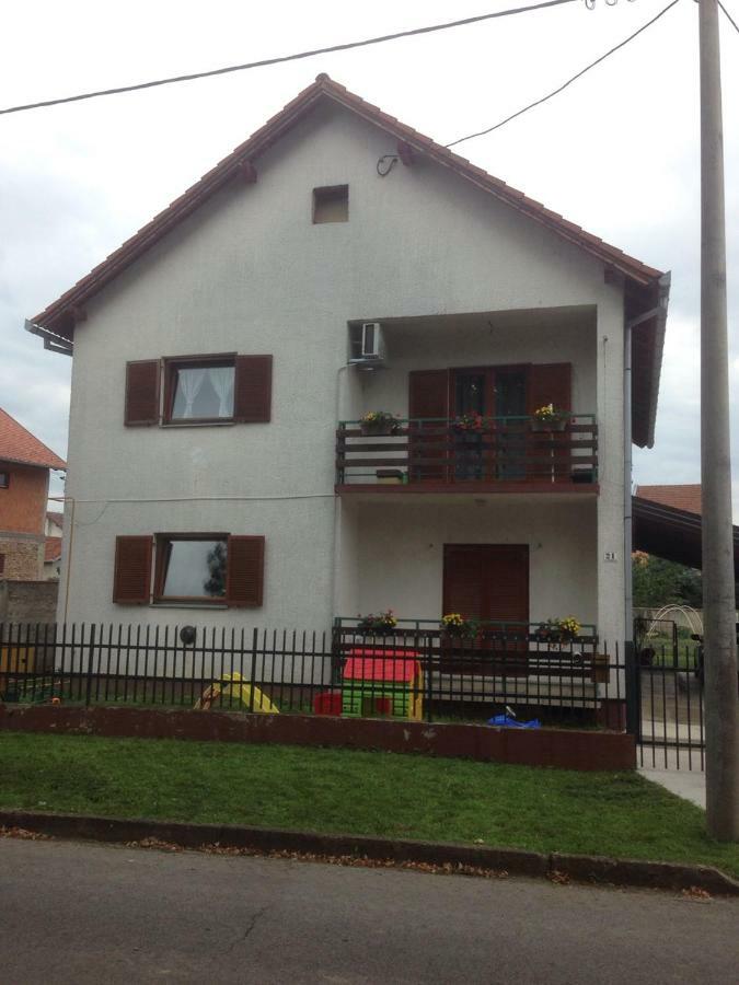 Apartmani Marin Vukovar Eksteriør bilde