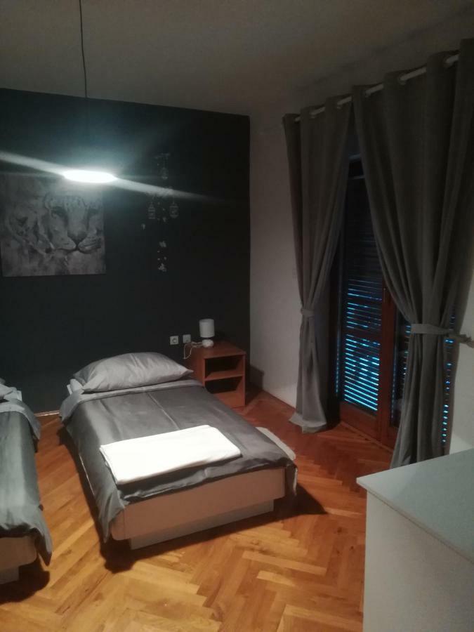 Apartmani Marin Vukovar Eksteriør bilde
