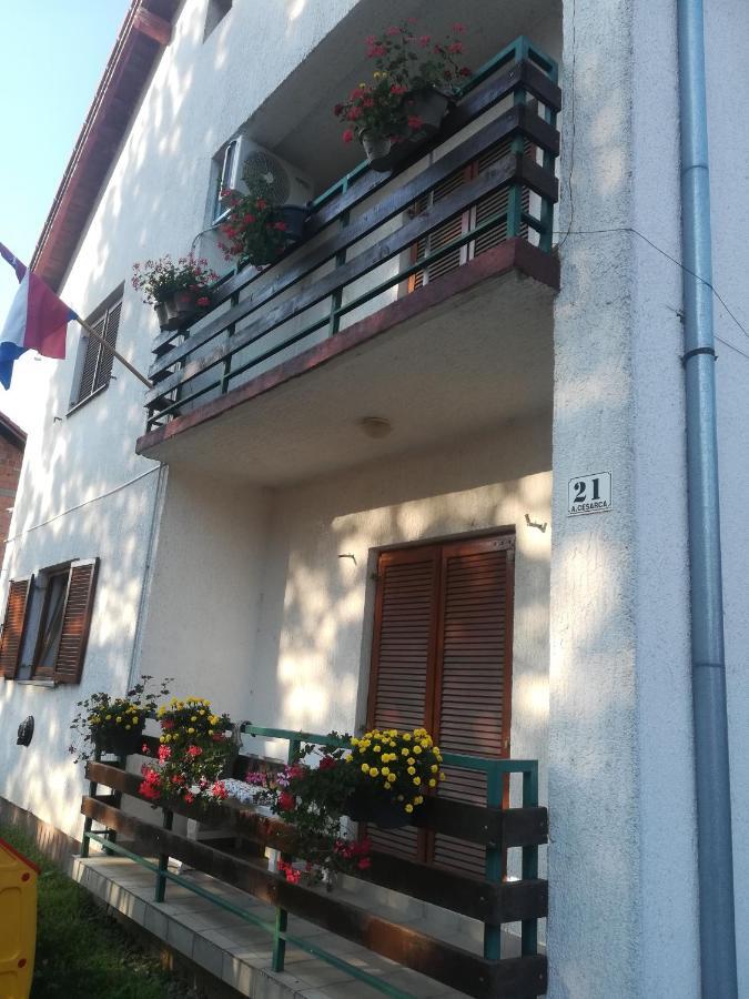 Apartmani Marin Vukovar Eksteriør bilde